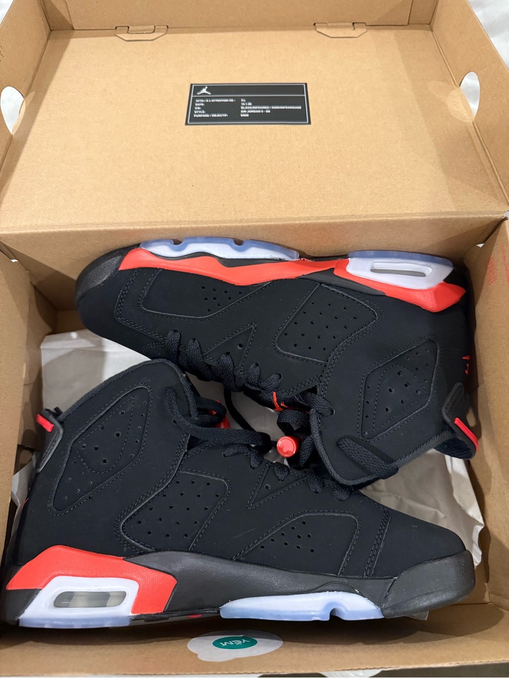 Jordan Kids' Black and Red Retro Style Basketball Sneakers